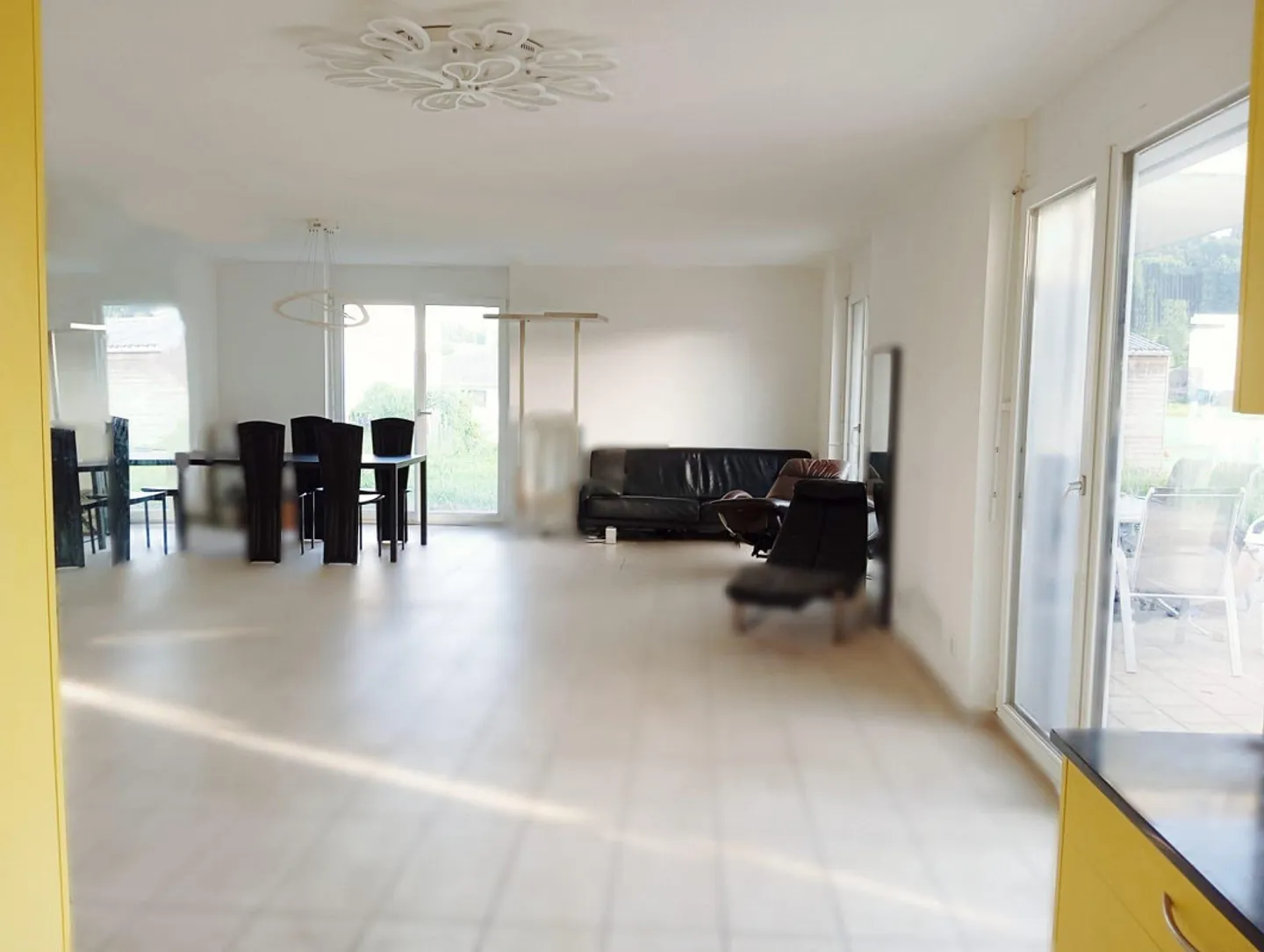 Maison Minergie 228 m2 avec grand jardin à louer - Photo 4 sur 12