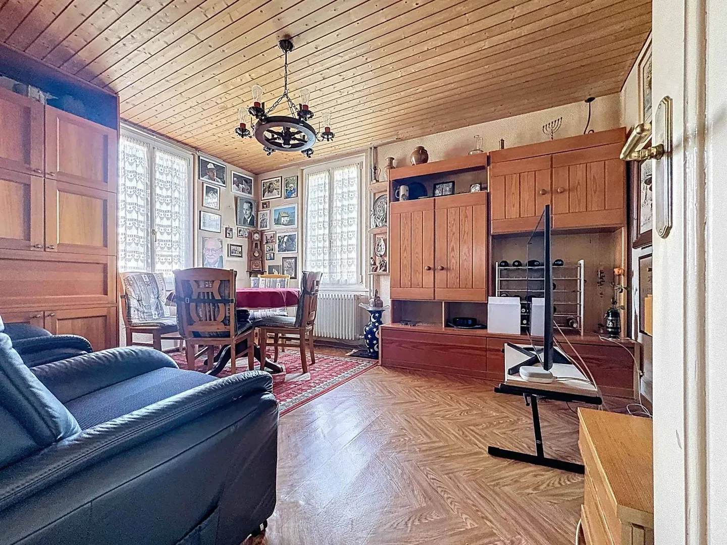 Investment Property with Garden - Photo 2 of 13