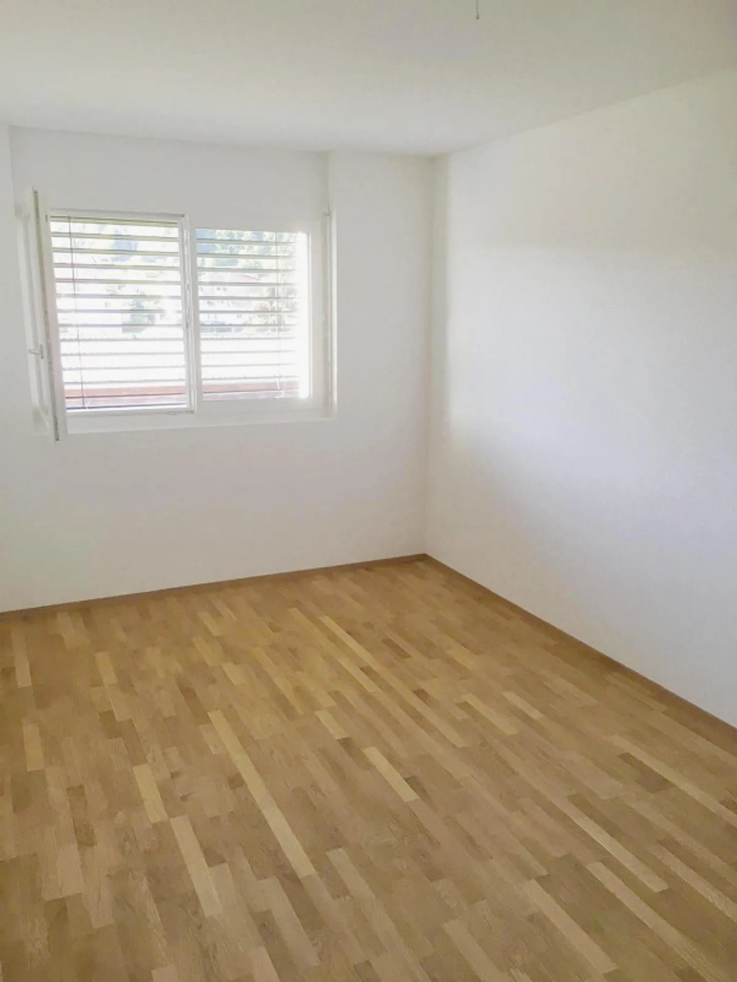 Maison Minergie 228 m2 avec grand jardin à louer - Photo 8 sur 12