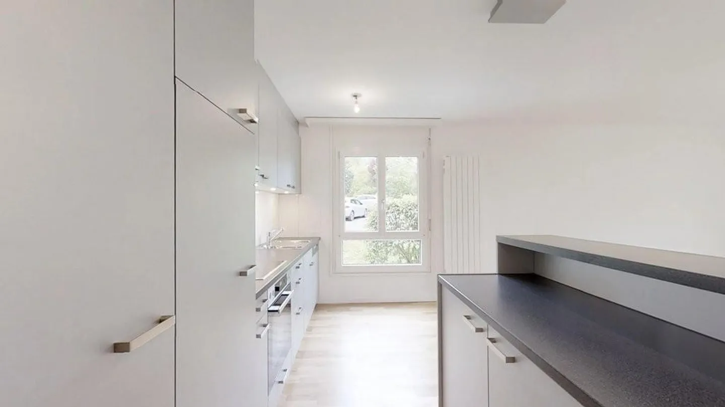 Votre nouveau logement entouré de verdure - Photo 2 sur 8