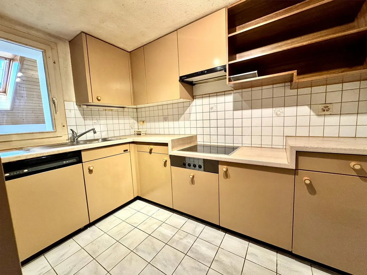 Charming 5-Room Single-Family House in Arbon Near the Lake with Old Town - Photo 6 of 11