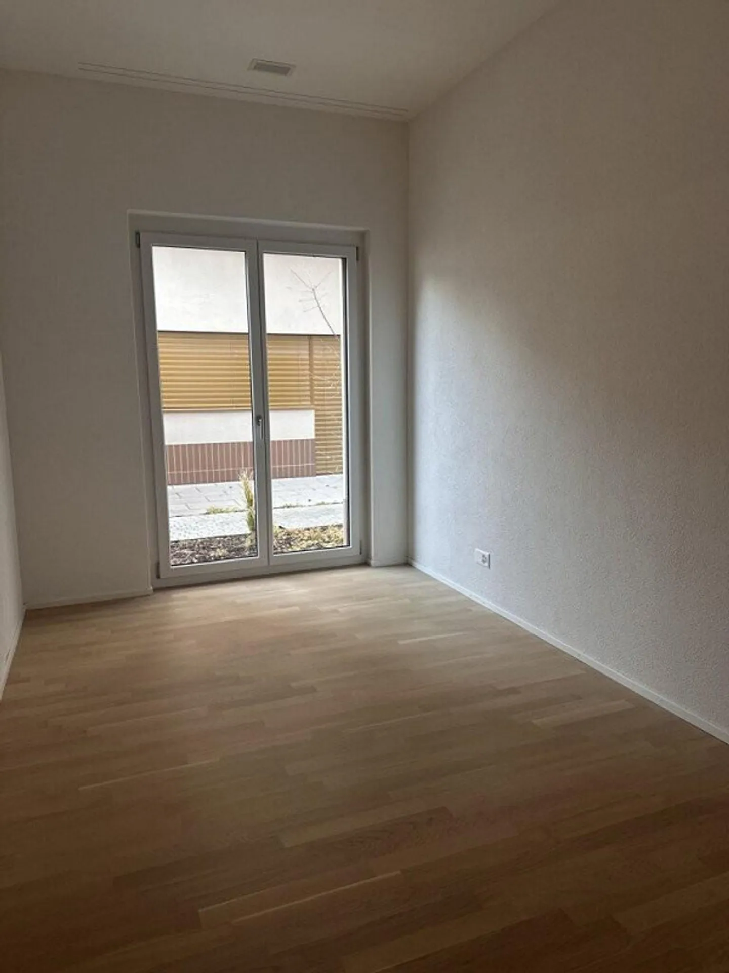 Appartamento moderno di 2,5 stanze in posizione centrale - Foto 4 di 5