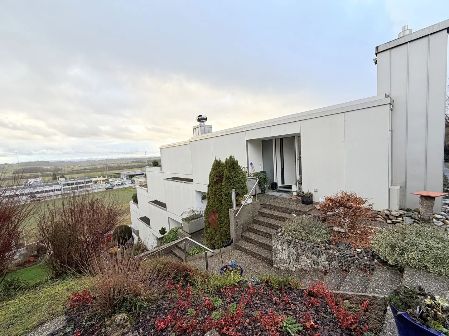 Vivre avec de l'espace, de la lumière et une qualité de vie - Photo 1 sur 14