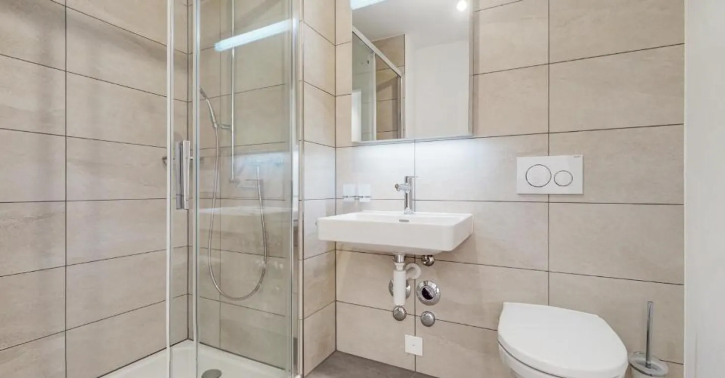 Bright and Friendly Apartment for Family - 1 Month Rent Free - Photo 7 of 8