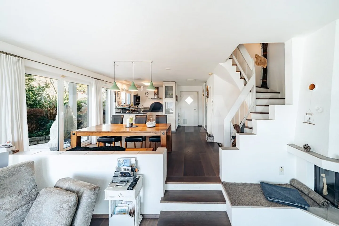 Casa a schiera angolare attraente con vista libera - Foto 5 di 13