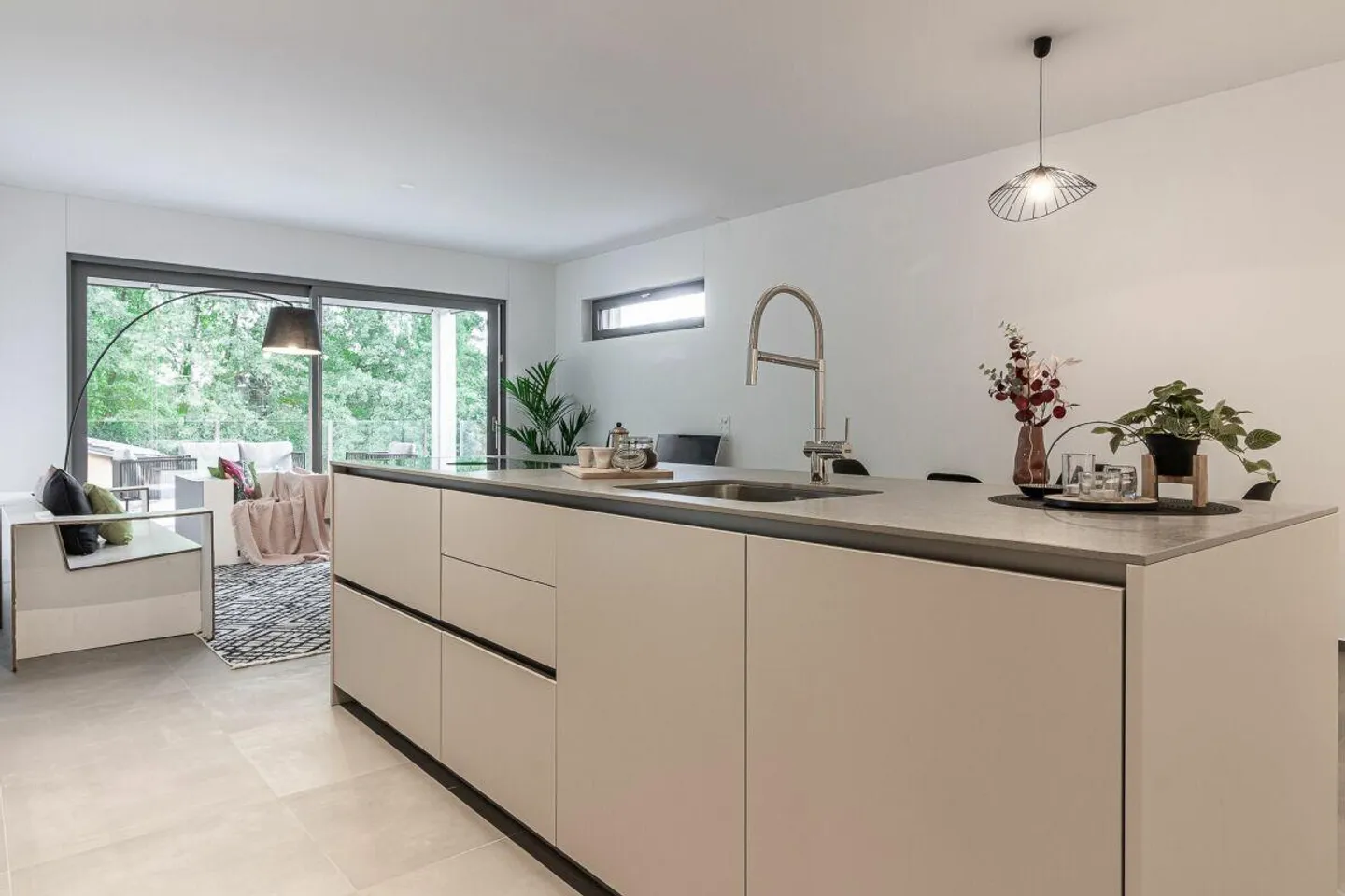 PREGASSONA · APPARTAMENTO LUMINOSO DI 4½ LOCALI CON TERRAZZA E FINITURE DI ALTA QUALITÀ · OPZIONE AFFITTO-ACQUISTO - Foto 1 di 19