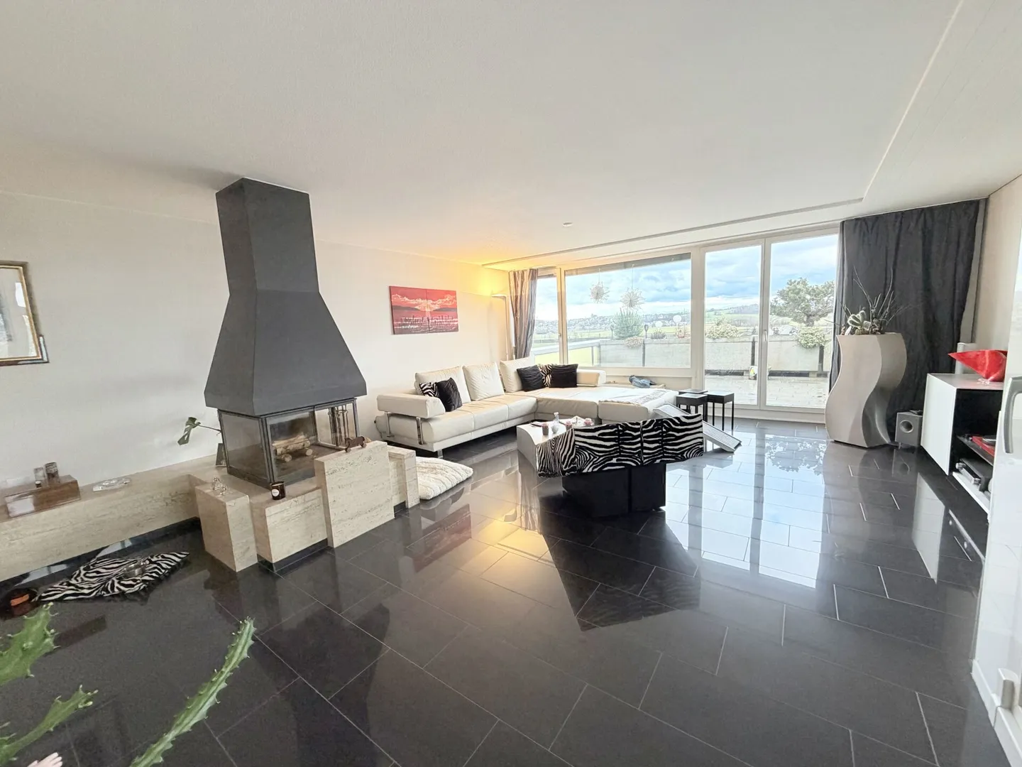 Vivre avec de l'espace, de la lumière et une qualité de vie - Photo 2 sur 14