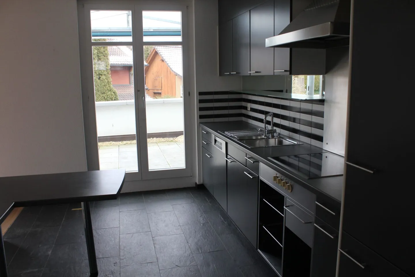 Nel verde, situato centralmente - vivere come in una casa unifamiliare - Foto 3 di 15