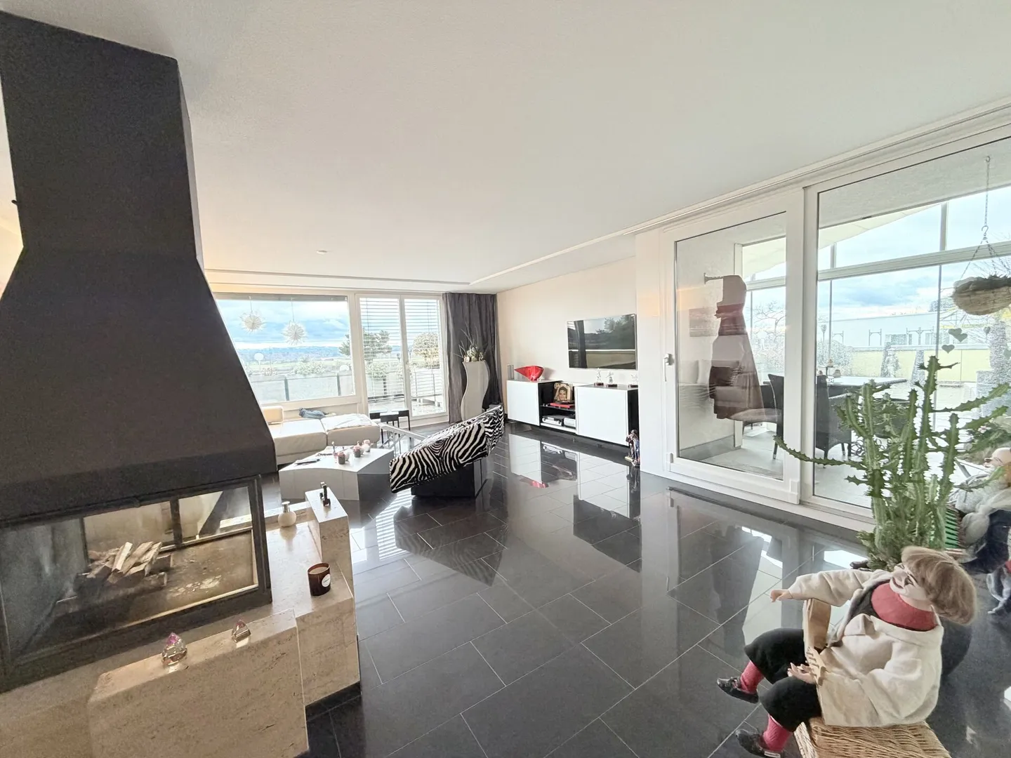 Vivre avec de l'espace, de la lumière et une qualité de vie - Photo 3 sur 14