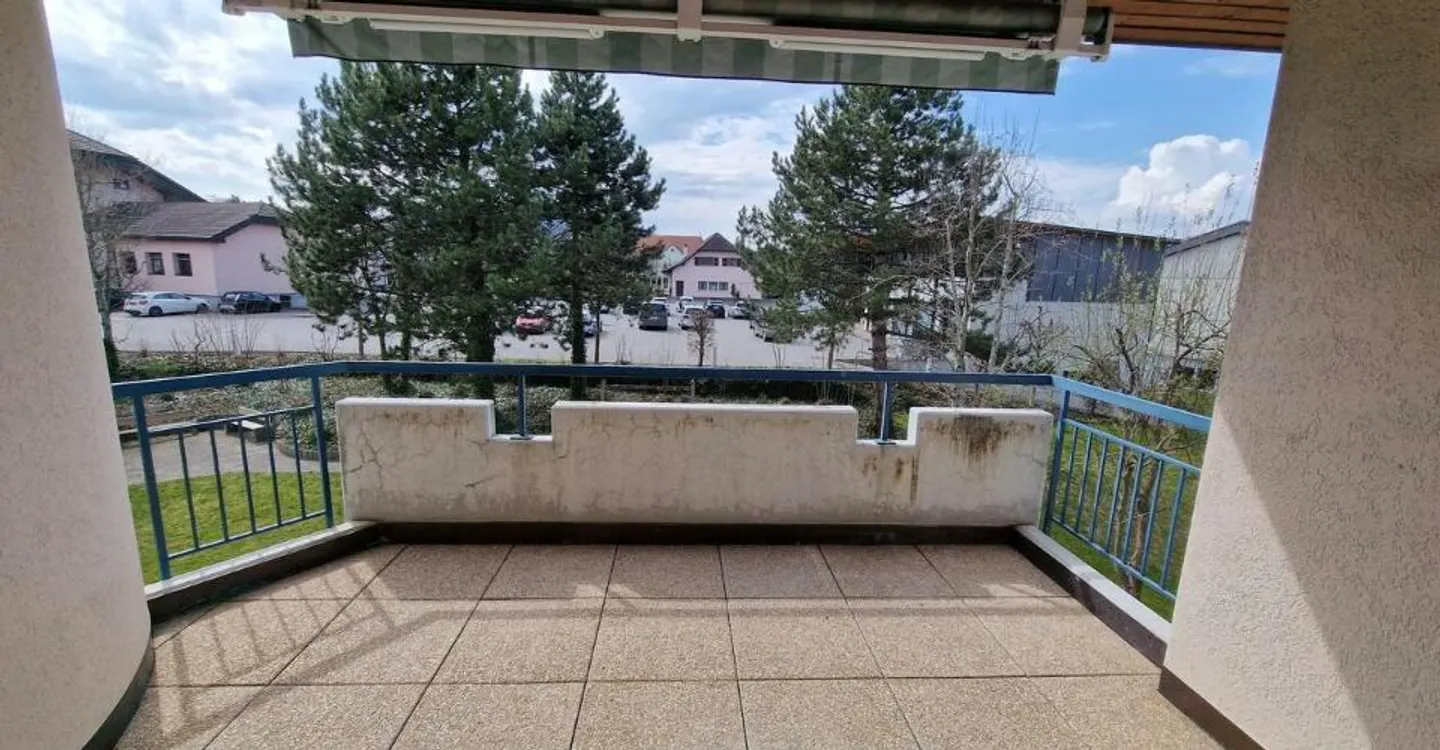 A louer spacieux appartement de 5.5 pièces avec balcon à Rossens - Foto 4 di 11