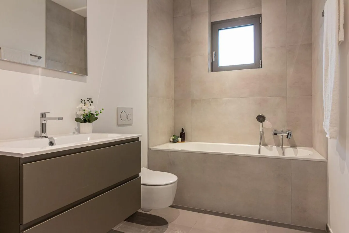 PREGASSONA · APPARTAMENTO LUMINOSO DI 4½ LOCALI CON TERRAZZA E FINITURE DI ALTA QUALITÀ · OPZIONE AFFITTO-ACQUISTO - Foto 19 di 19