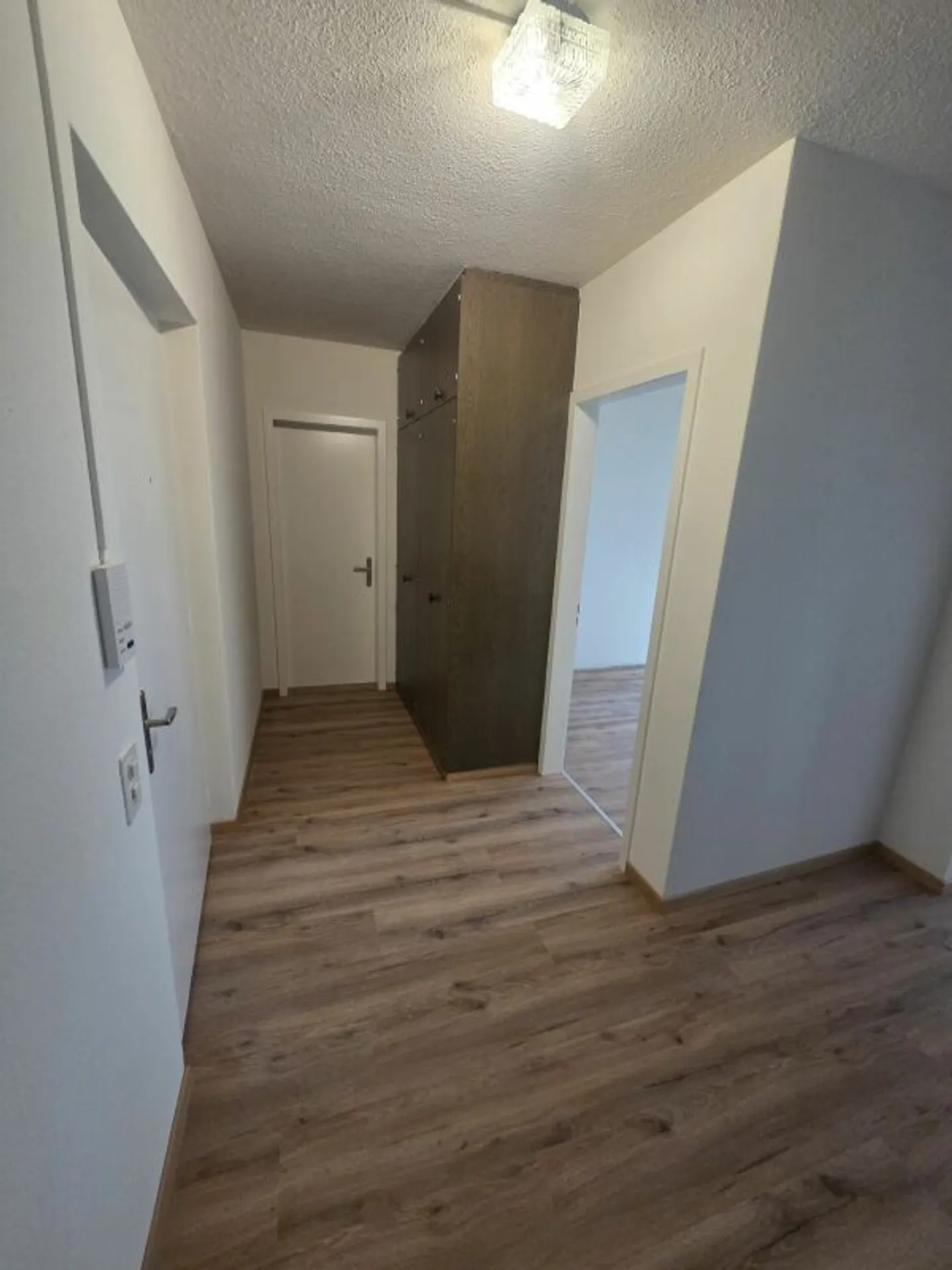 Spacious 2-Room Apartment - Photo 6 of 7