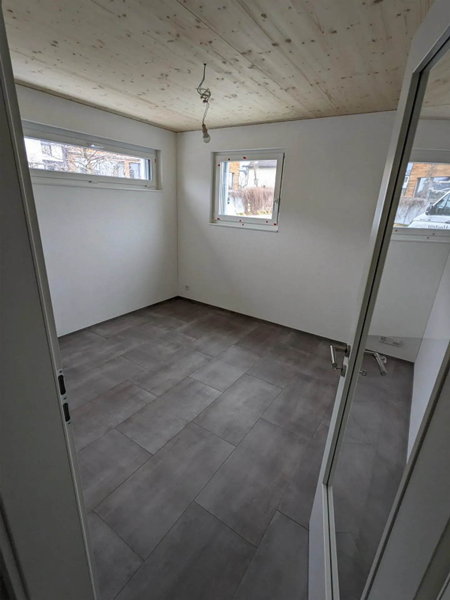 Appartement en terrasse neuf exclusif avec grand jardin, situé au centre - Photo 8 sur 14