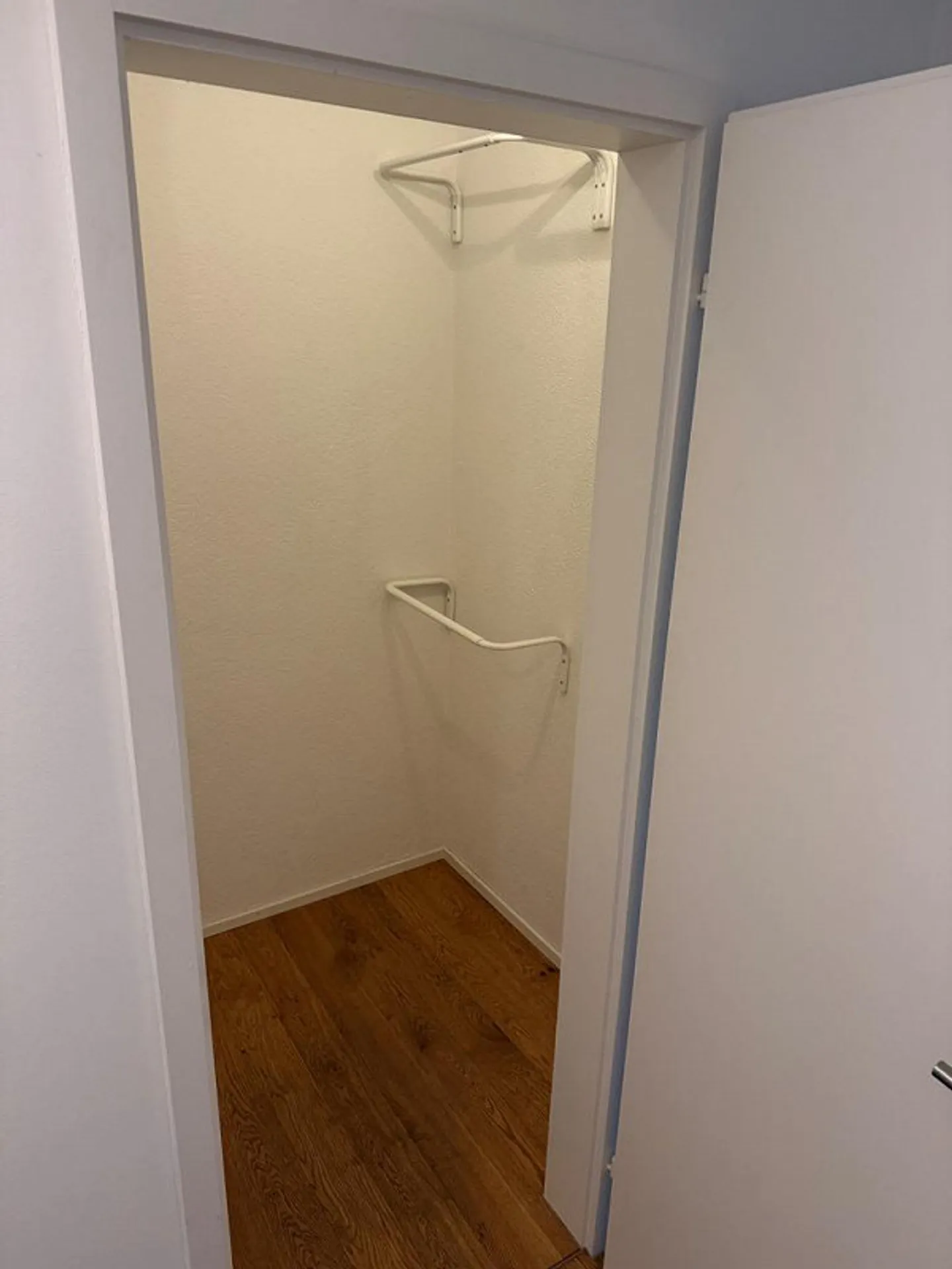 Charming 4.5-room terrace apartment with garden in Baar - Photo 9 of 16