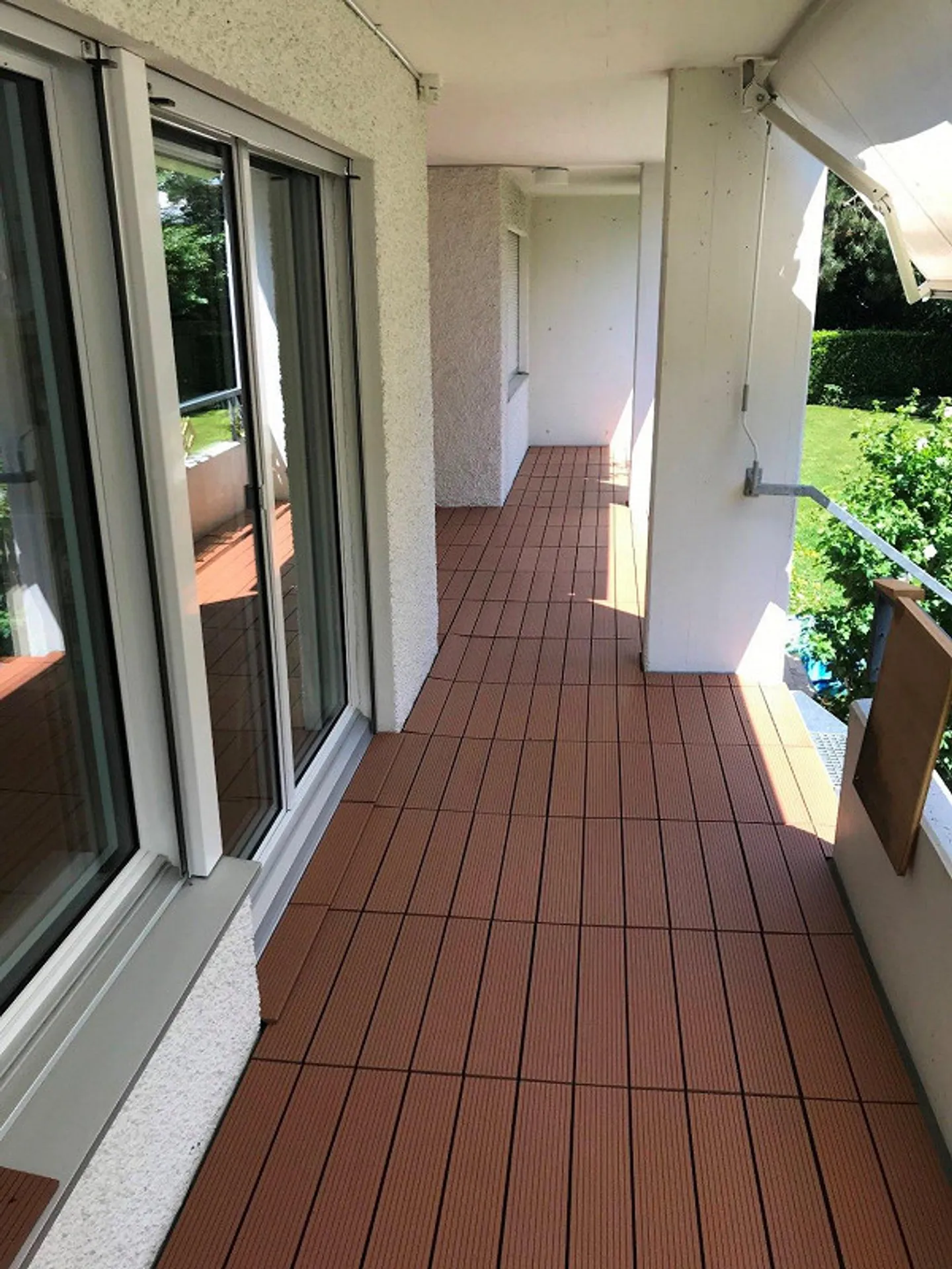 Charming 4.5-room terrace apartment with garden in Baar - Photo 13 of 16