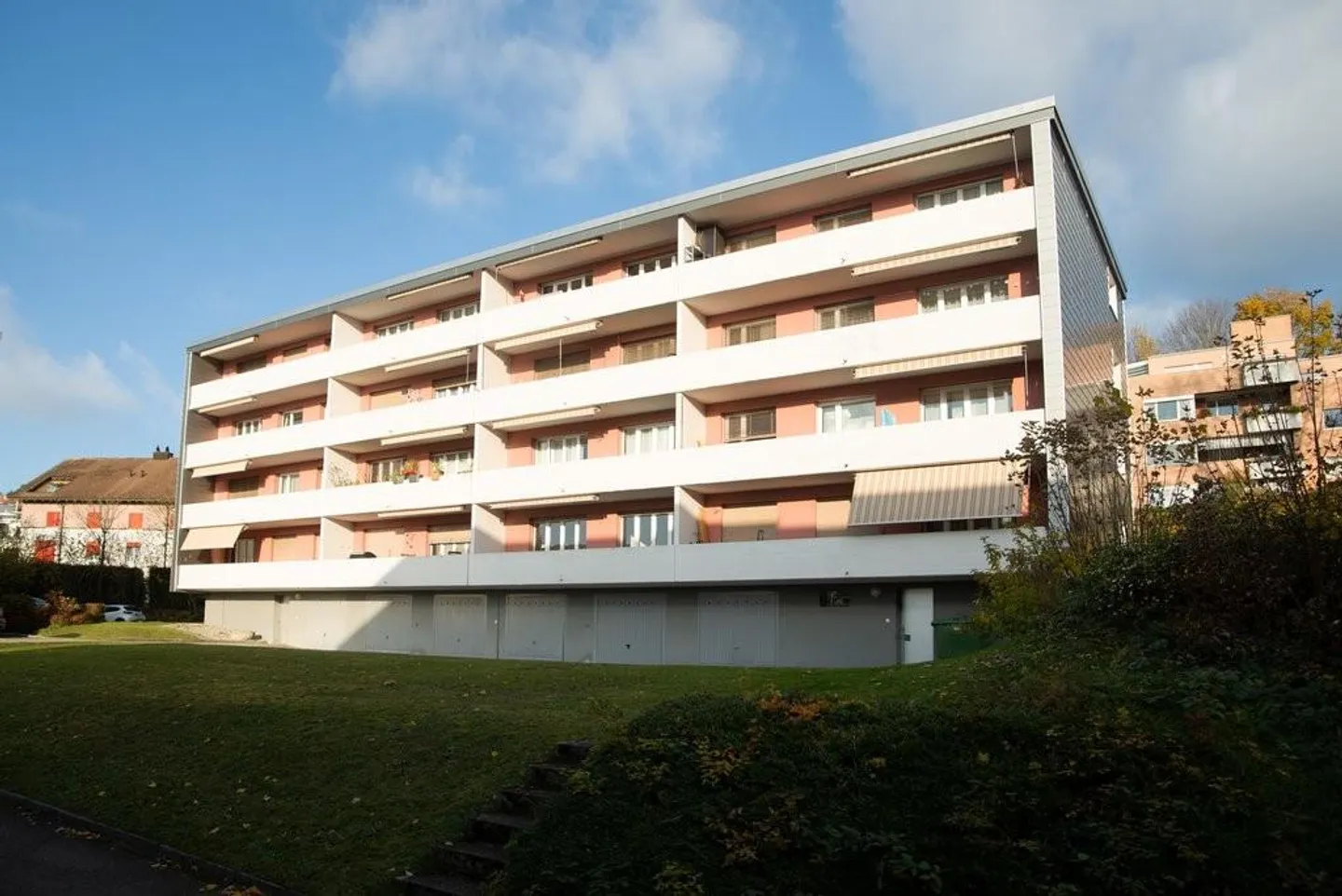 Appartement confortable de 4,5 pièces dans un emplacement pratique - Photo 1 sur 12
