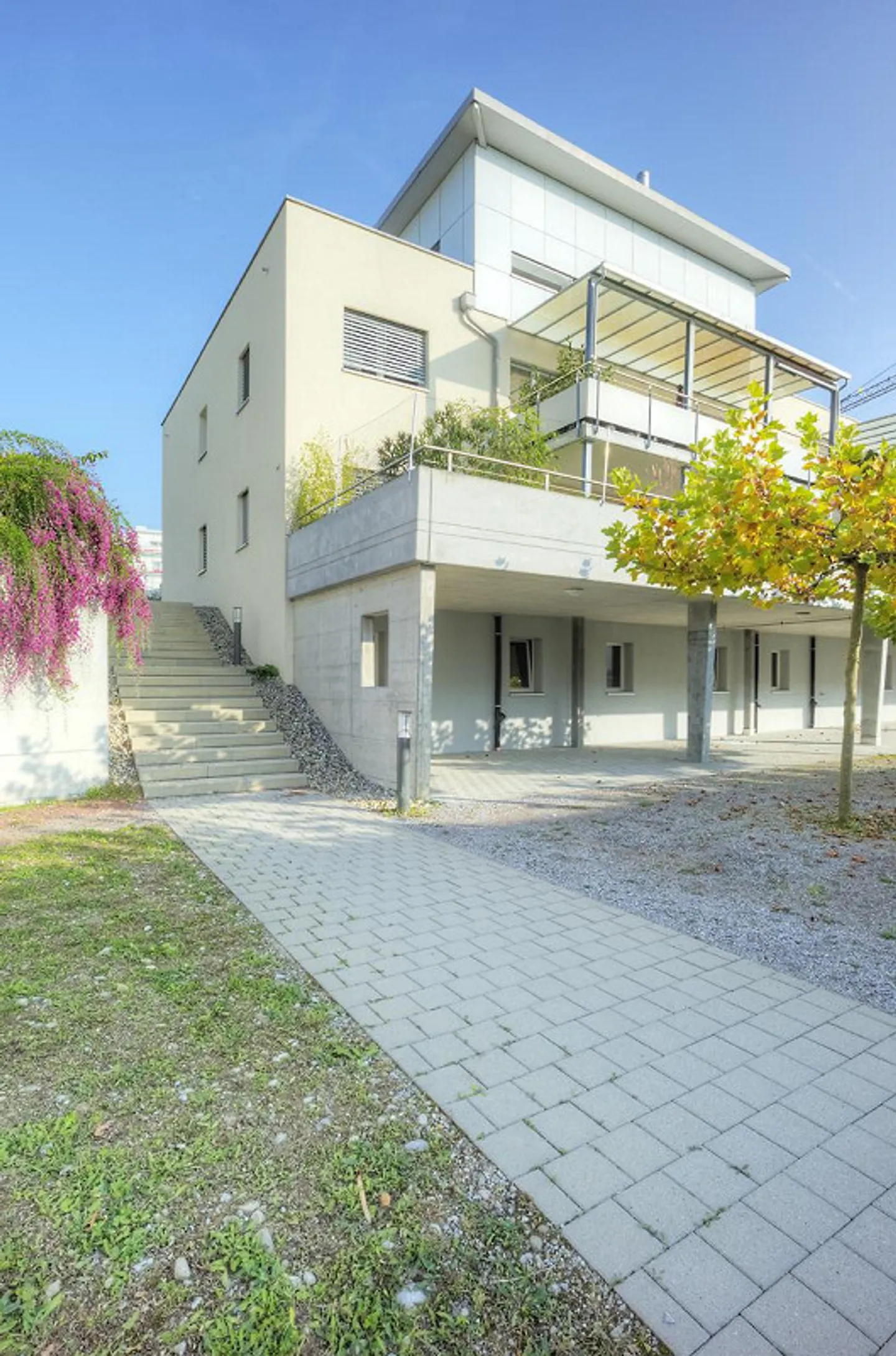 RENT WITHOUT DEPOSIT - Plenty of space for your dream home! - Photo 1 of 7