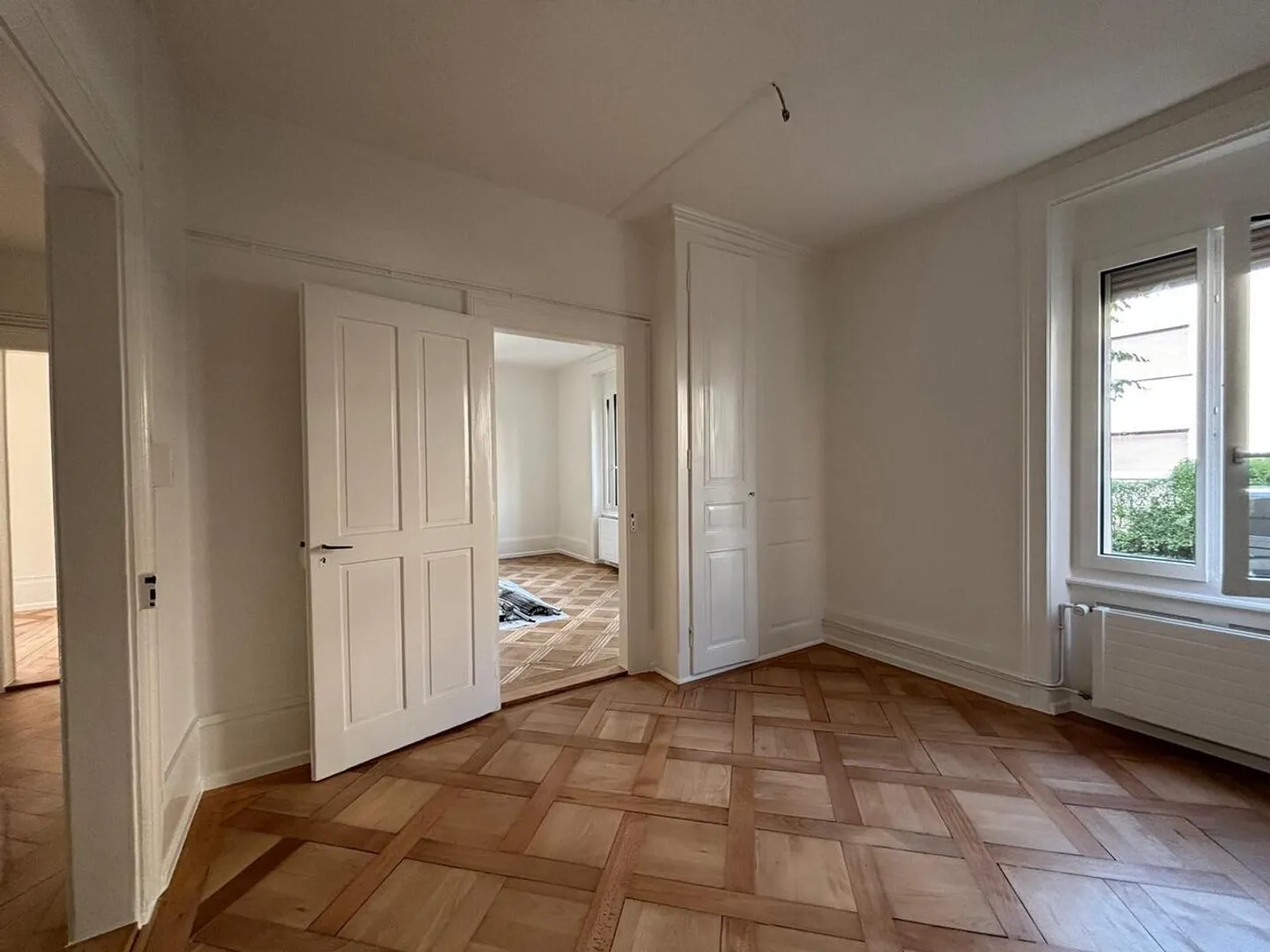 Incantevole appartamento ristrutturato di 3 locali in Nelkenstrasse 4, Bienne - Foto 1 di 7