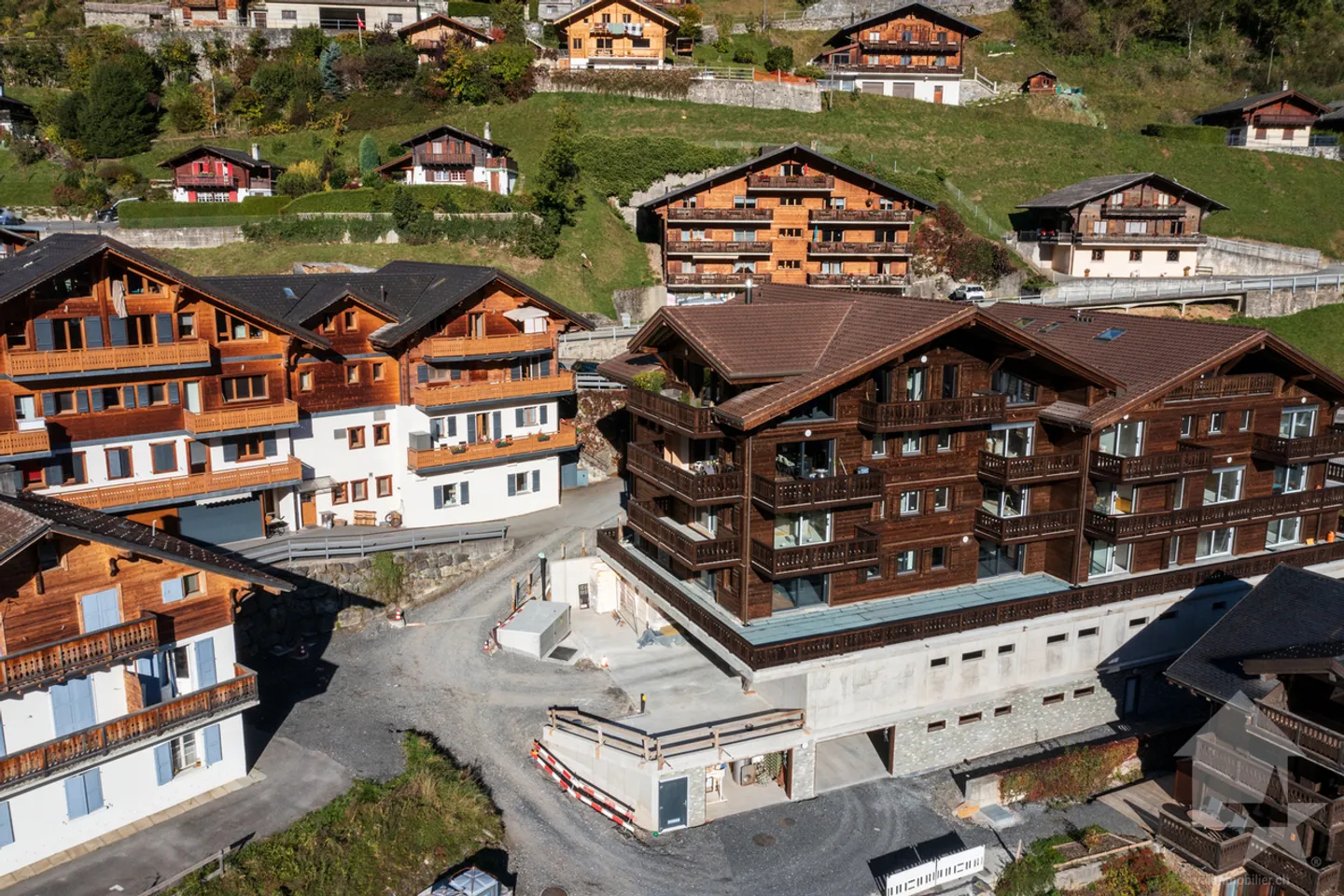 Val-d'Illiez, posti auto nel parcheggio sotterraneo - Foto 2 di 3
