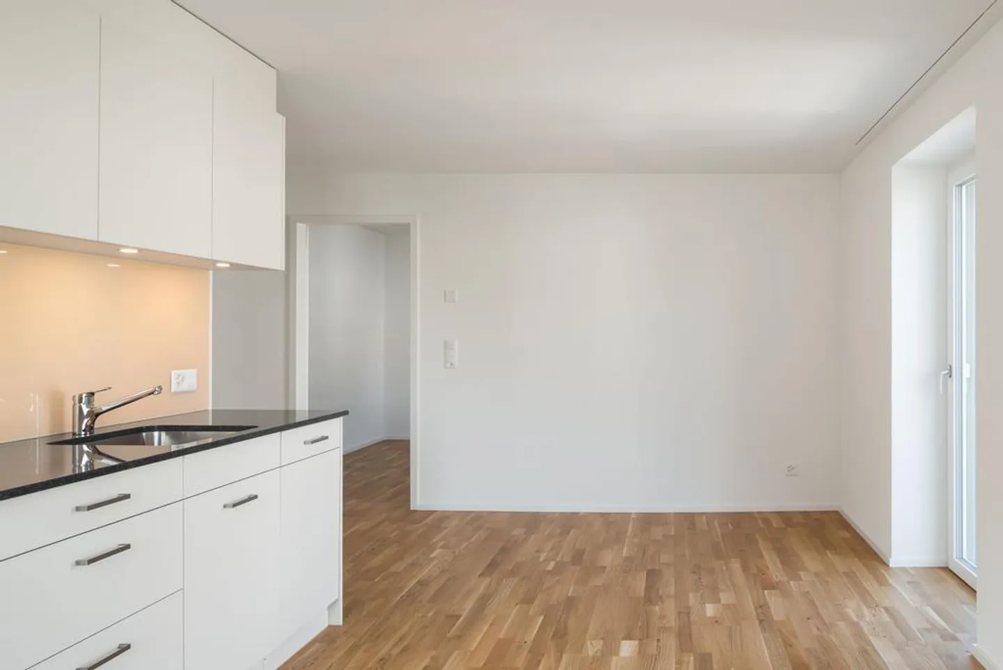 Cozy new apartment invites you to linger - Photo 1 of 7