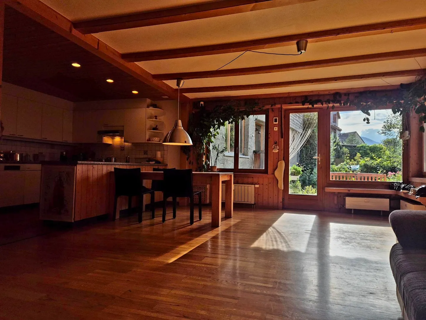 Charming Apartment with Garden Access - Photo 1 of 8