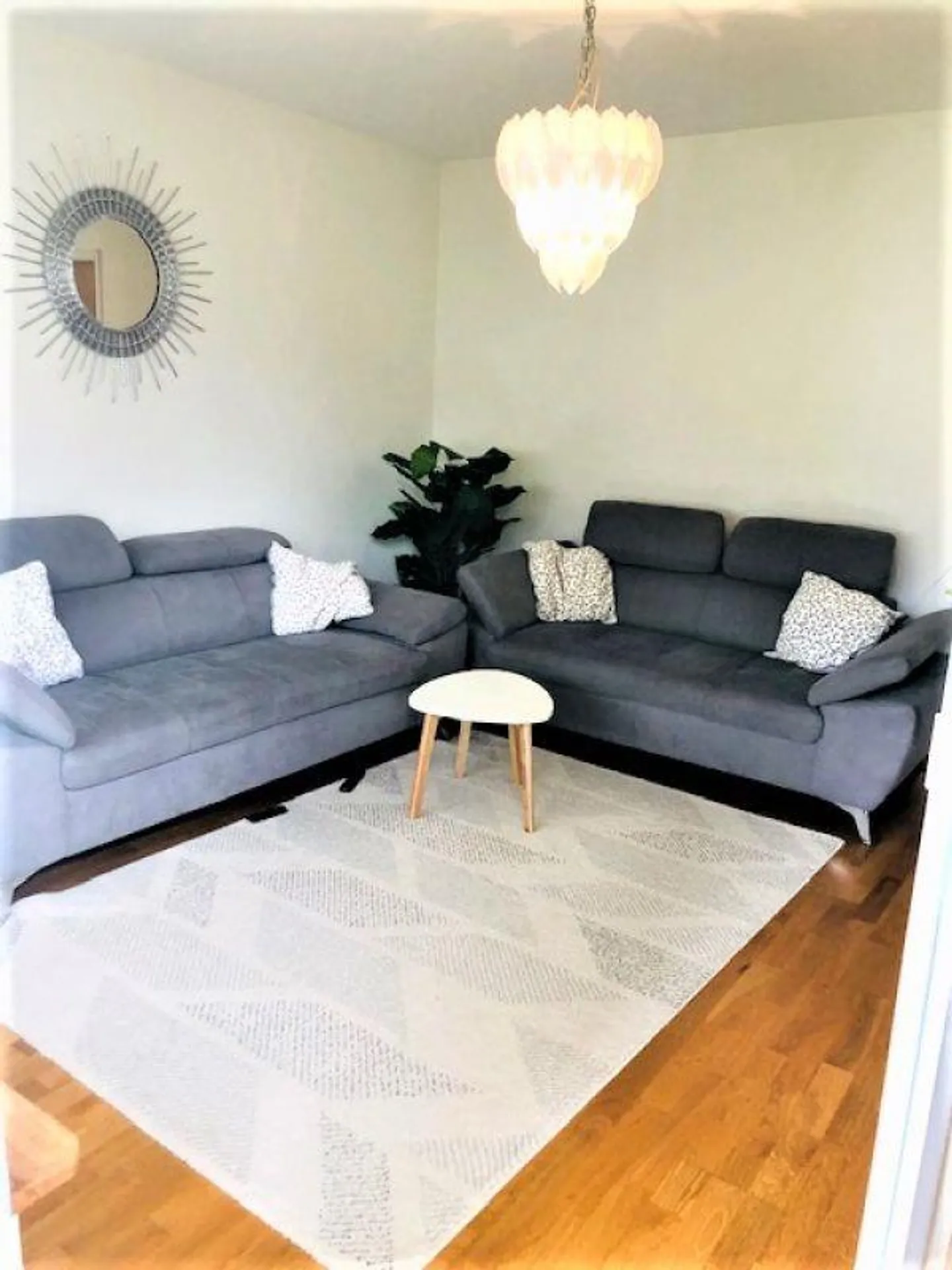 Appartamento 4 stanze - Balcone con vista sul Niesen - Foto 7 di 12