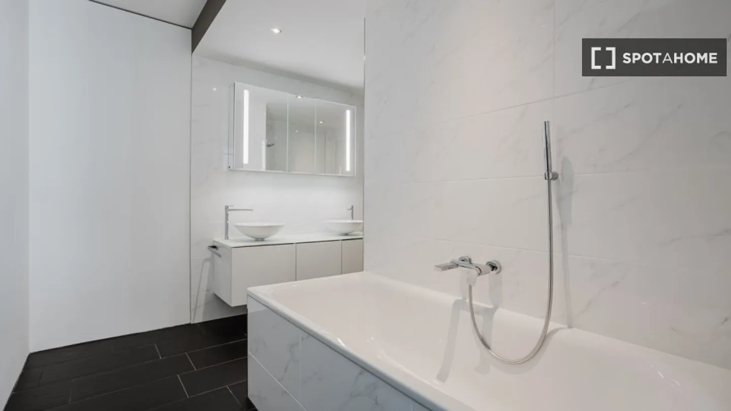 Wohnung mieten - Foto 9 von 16