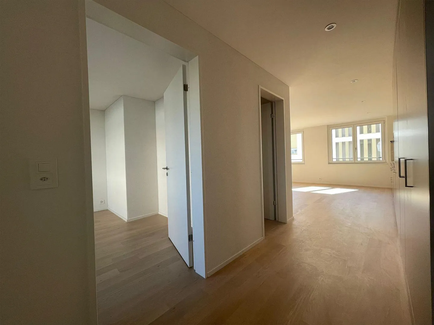 Moderne Wohnung beim Bahnhof Aadorf - Foto 4 von 8