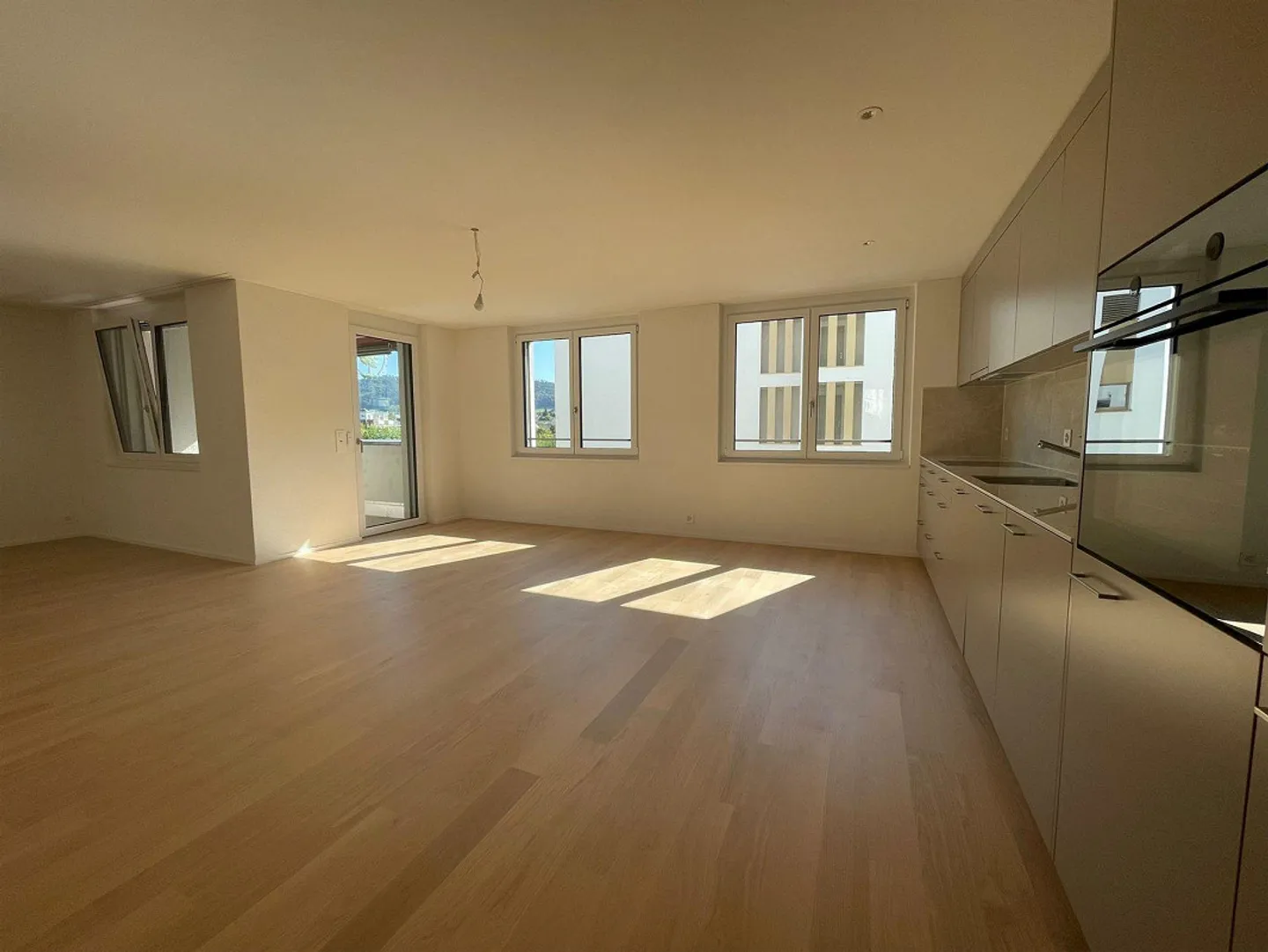 Moderne Wohnung beim Bahnhof Aadorf - Foto 5 von 8