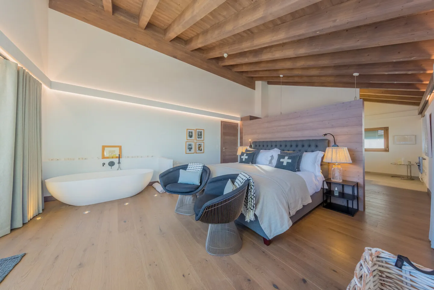 Luxus-Chalet - Eine außergewöhnliche Immobilie an den Toren der 4 Täler - Foto 2 von 8