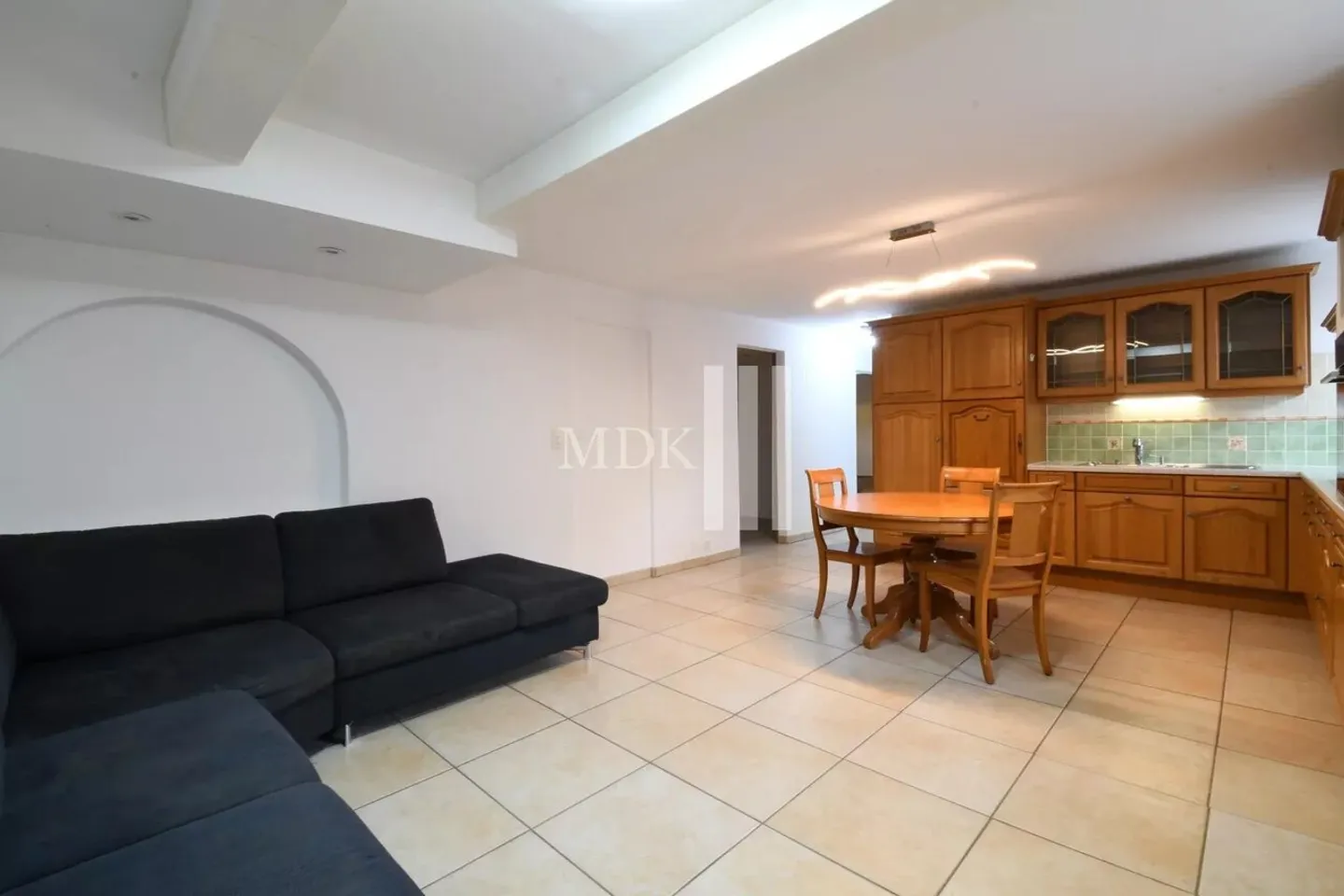 Charmante Wohnung mit Bergblick - Foto 3 von 10