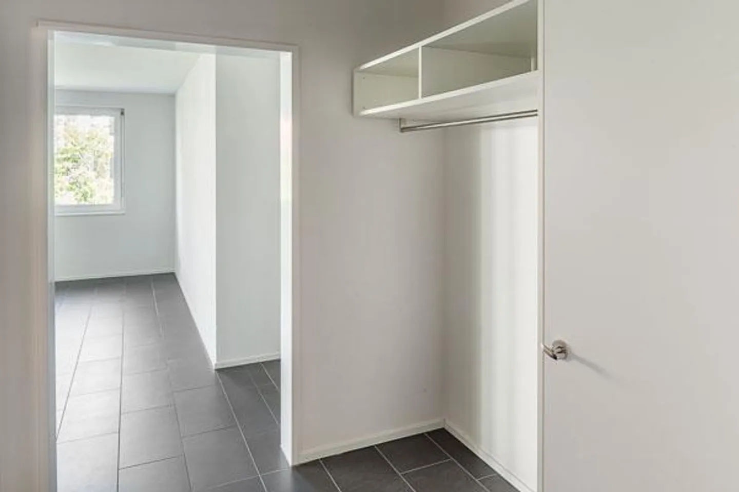 Appartement Stylé dans un Endroit Calme - Photo 7 sur 8