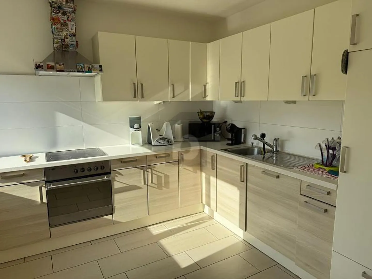 Sunny 3.5-Room Apartment - Photo 1 of 5
