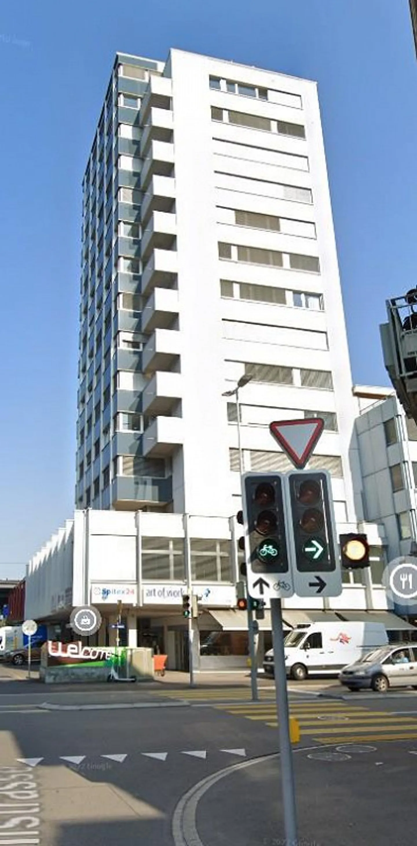 Gewerbefläche mit grosser Schaufensterfront an zentraler Lage in Zug - Foto 1 von 1