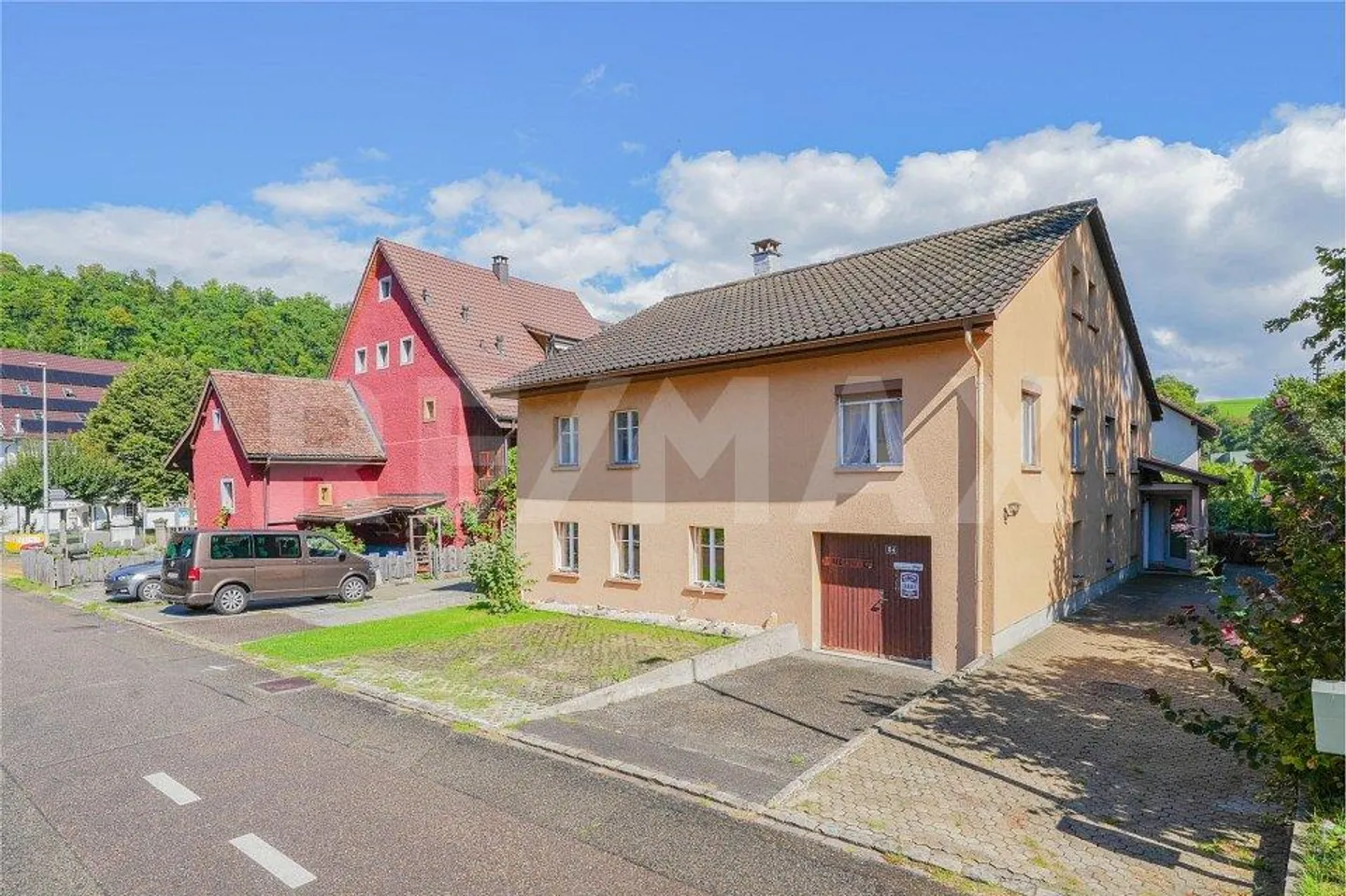 Freistehendes Haus mit Renovationsbedarf - viel Platz für Wohnen/Ar... - Foto 2 von 12