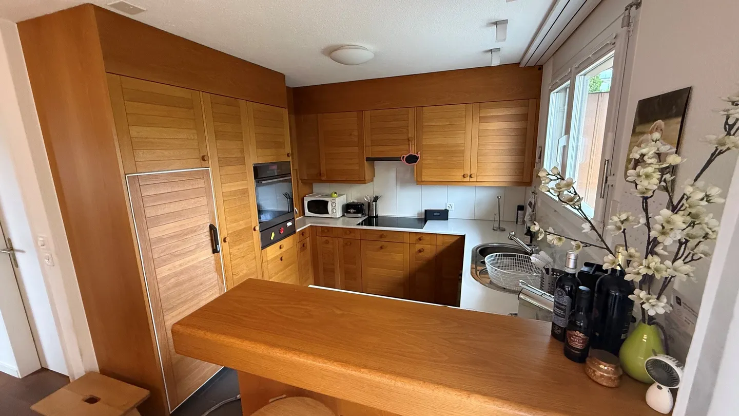 Casa a schiera angolare di 6,5 stanze con vista lago - Foto 3 di 11