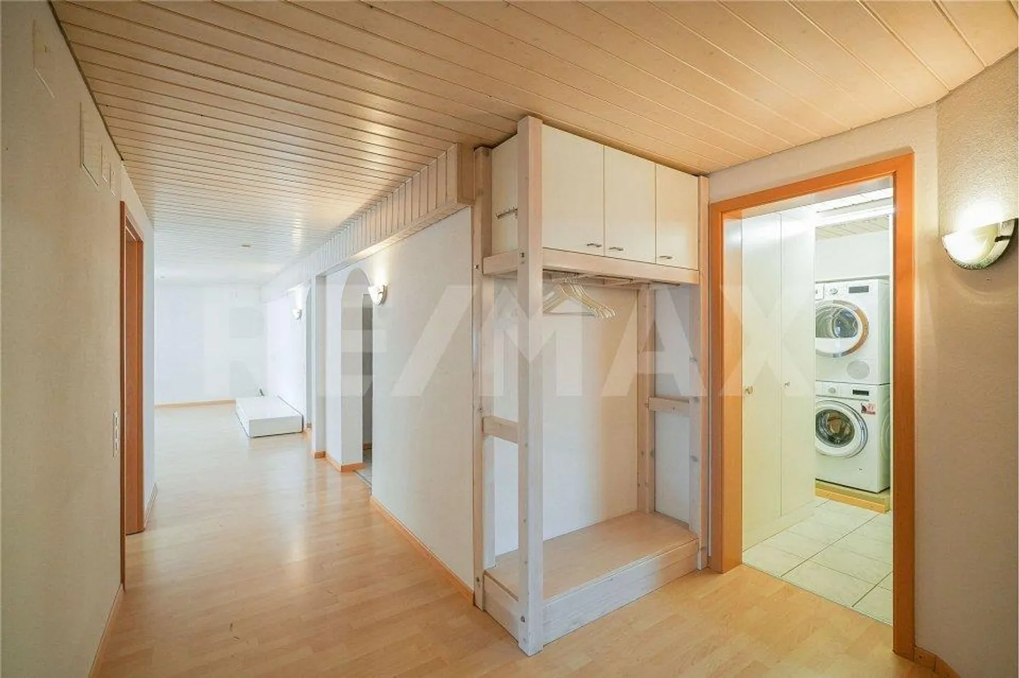 Freistehendes Haus mit Renovationsbedarf - viel Platz für Wohnen/Ar... - Foto 8 von 12