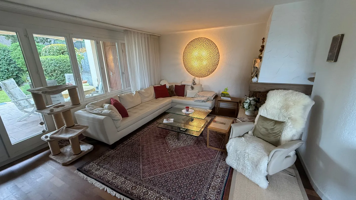 Casa a schiera angolare di 6,5 stanze con vista lago - Foto 2 di 11