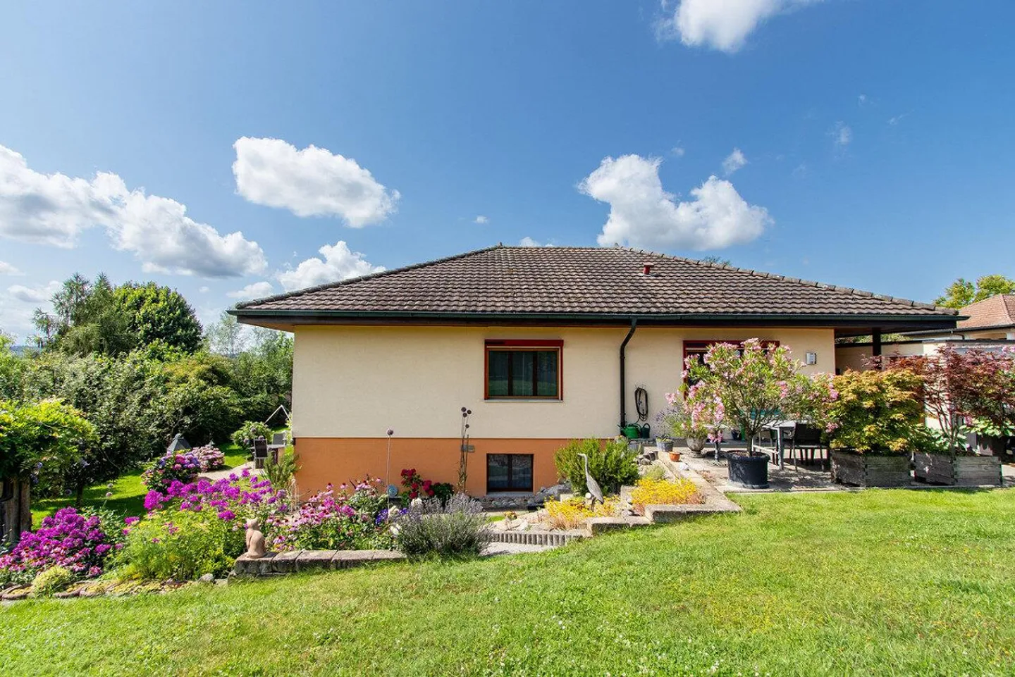 Villa familiare con giardino spazioso - Foto 2 di 29