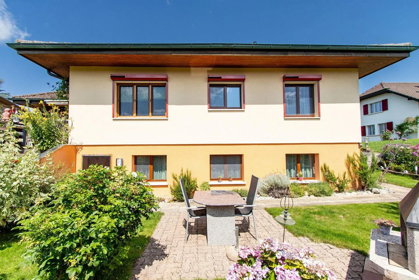 Villa familiare con giardino spazioso - Foto 3 di 29