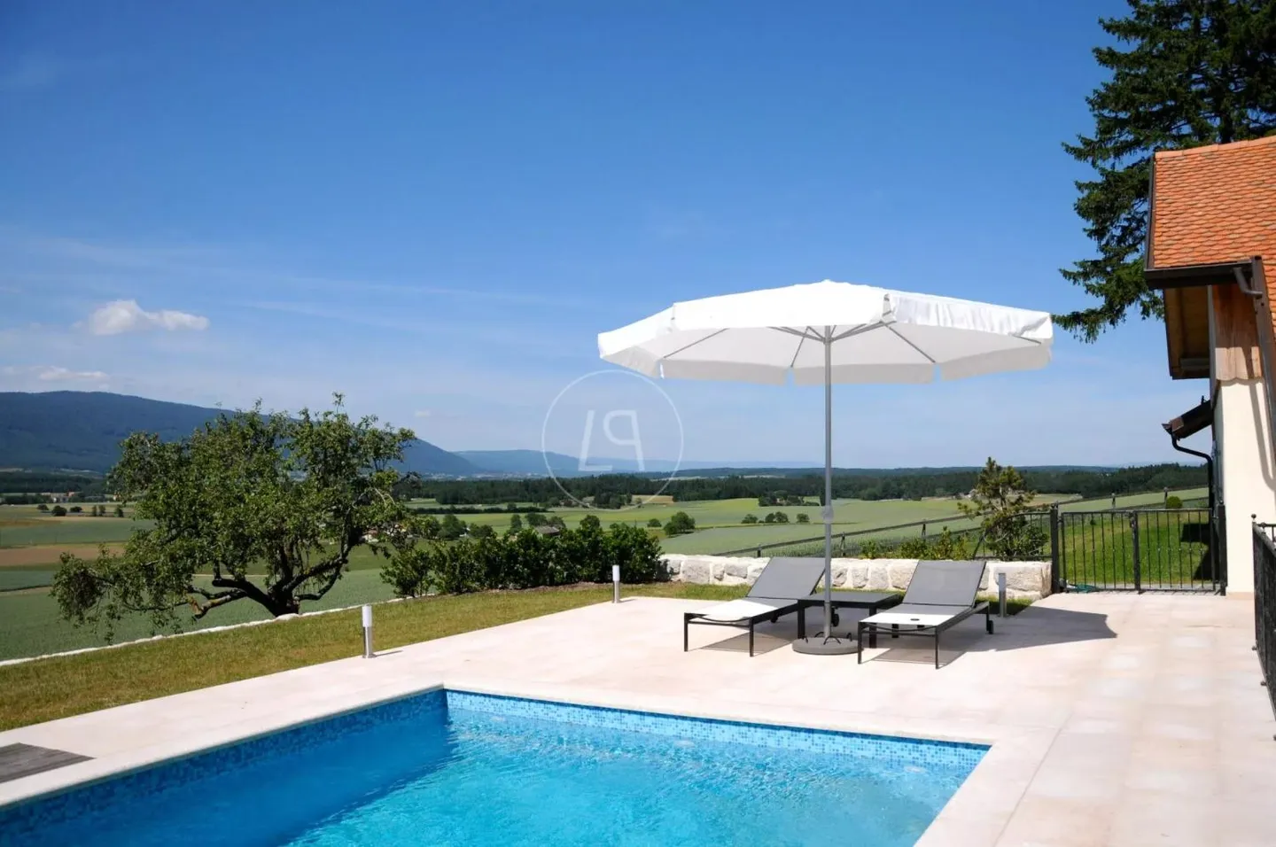 Elegant Farmhouse with Pool - Photo 8 of 13