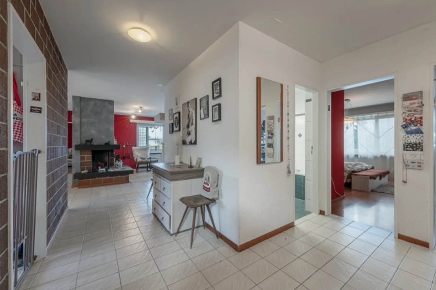 Terrassenwohnung mit Fernsicht und Potenzial - Foto 6 von 10
