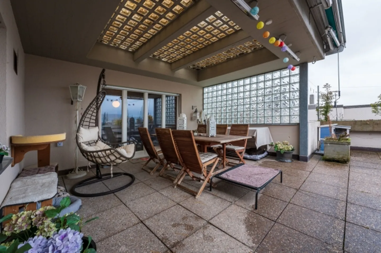Terrassenwohnung mit Fernsicht und Potenzial - Foto 7 von 10