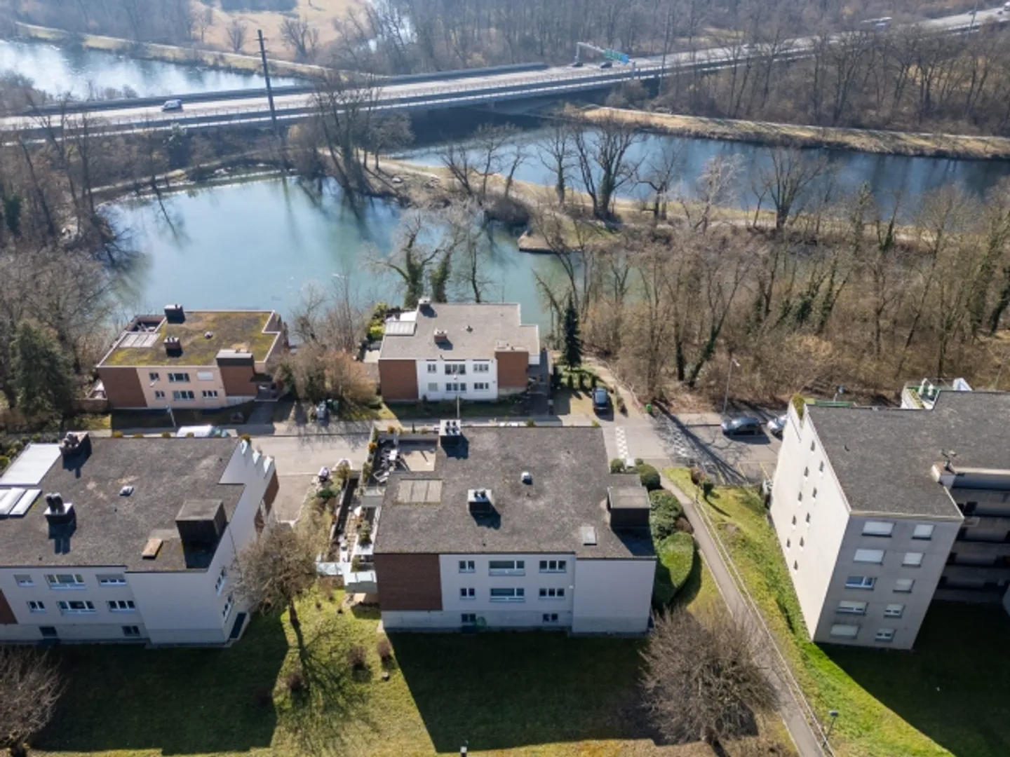 Terrassenwohnung mit Fernsicht und Potenzial - Foto 9 von 10