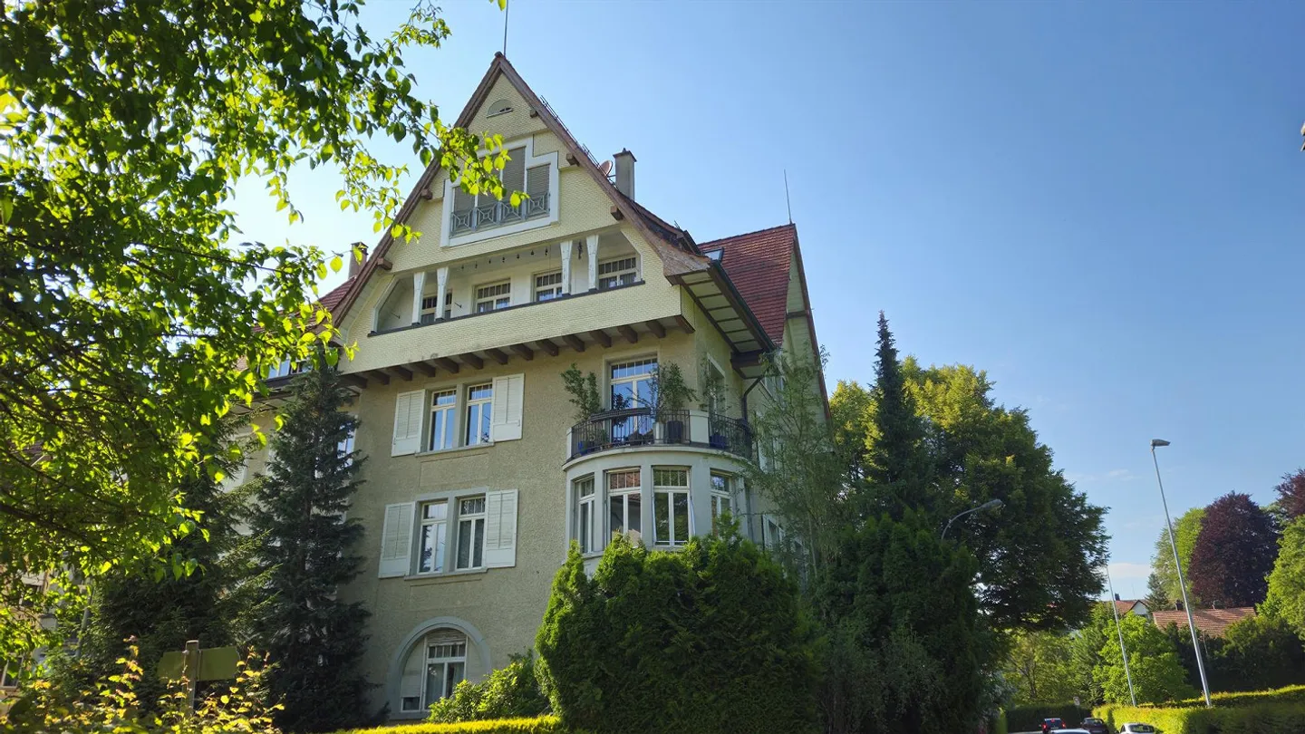 Exklusive Maisonette-Wohnung in Jugendstilgebäude – Wohnen & Arbeiten - Photo 1 sur 6