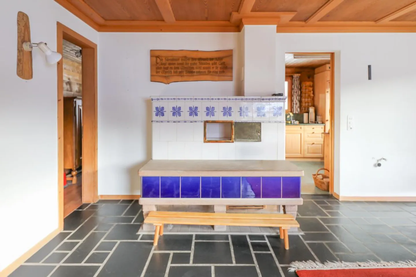Chalet confortable et rustique avec garages et maison de jardin - Photo 7 sur 9