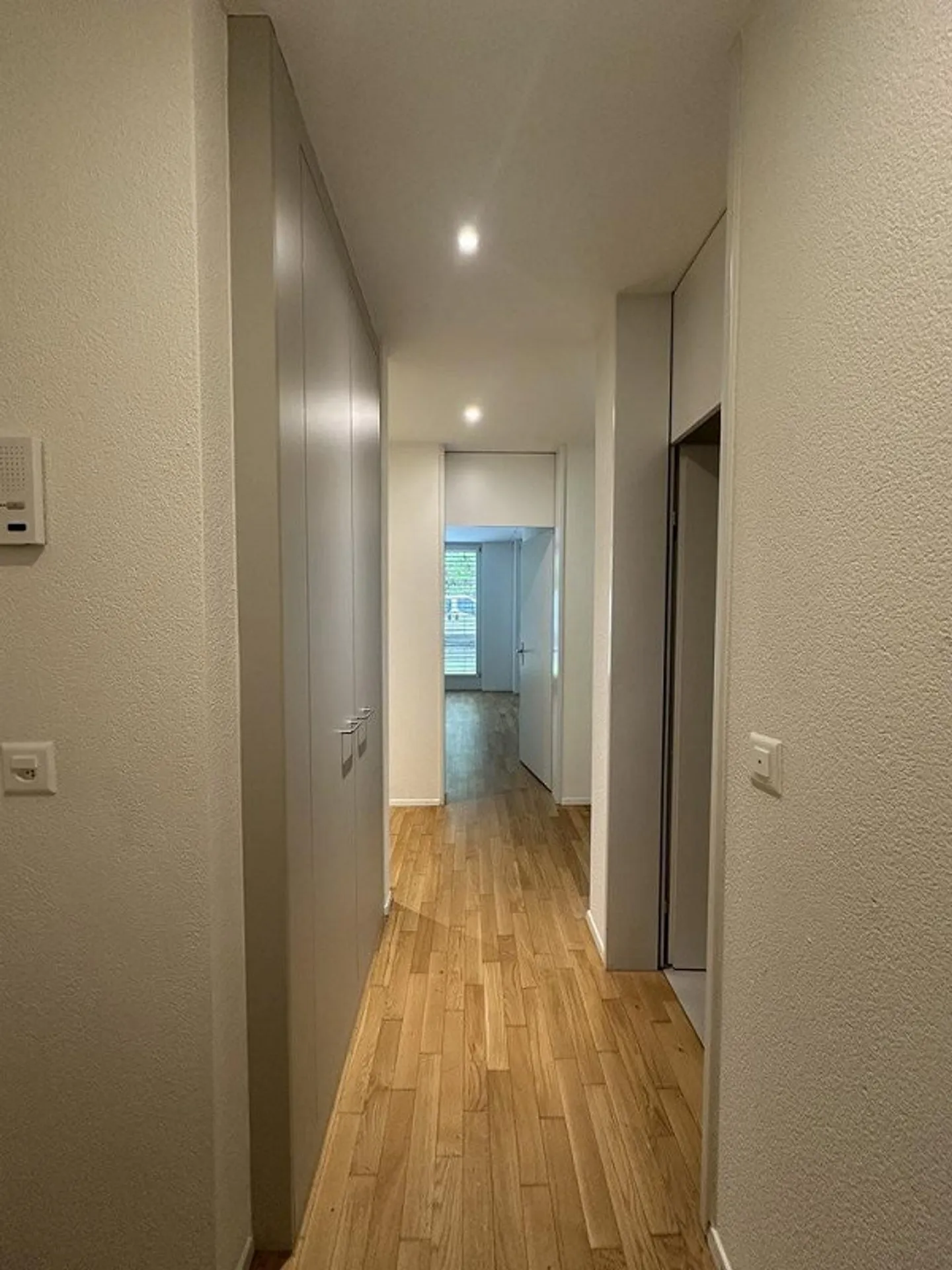 Enjoy the summer on your patio - Photo 2 of 8