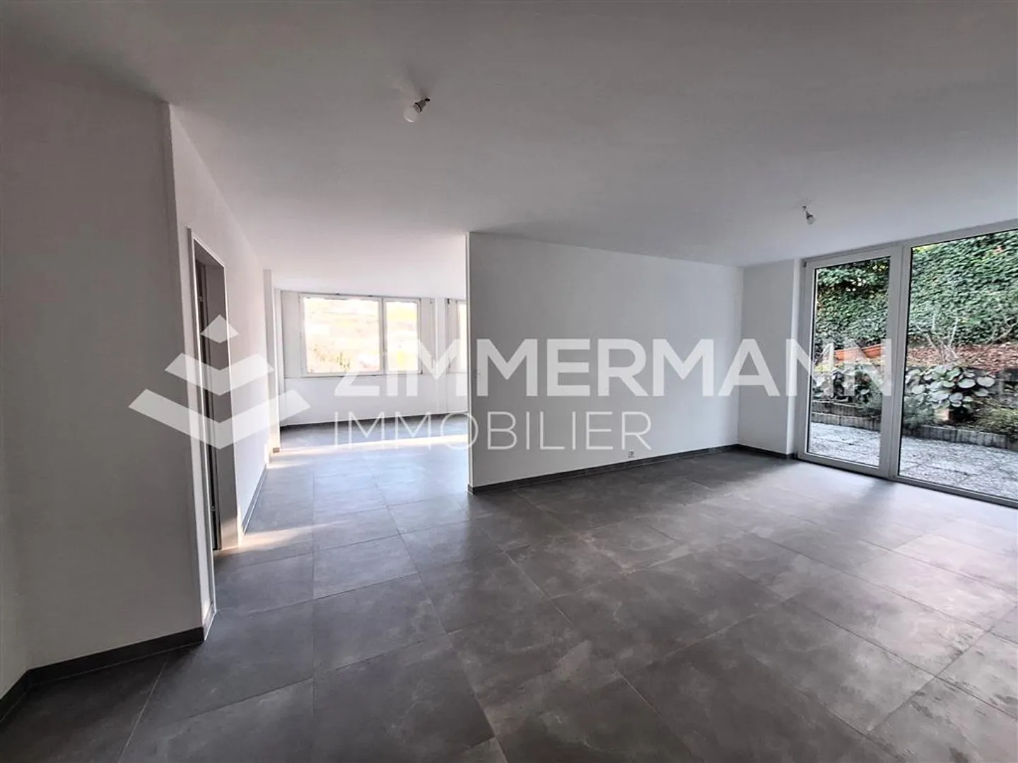 Apartment,5,130 - Photo 2 of 13