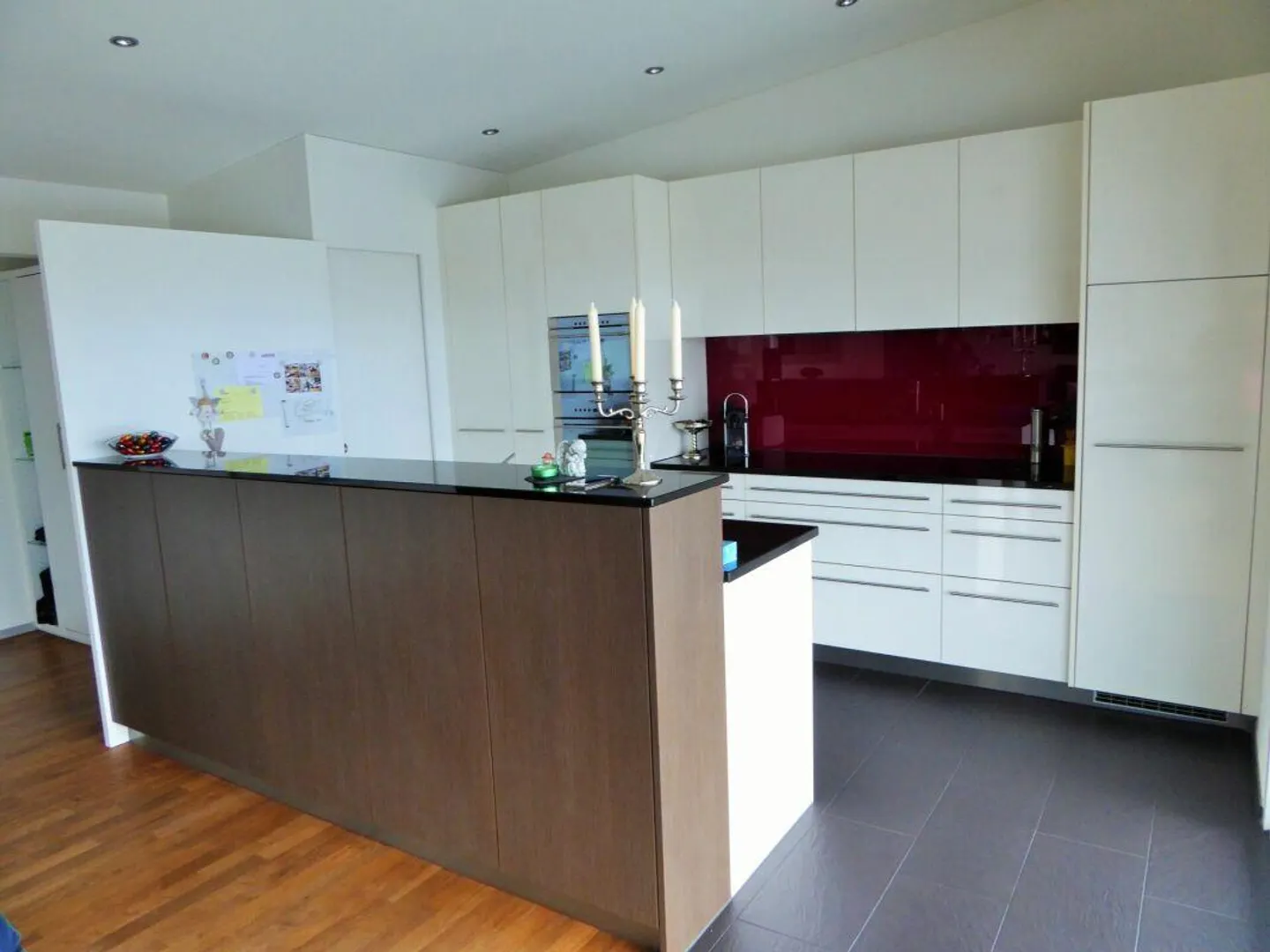 Large 3.5-room penthouse apartment in the center of Schötz - Photo 3 of 9