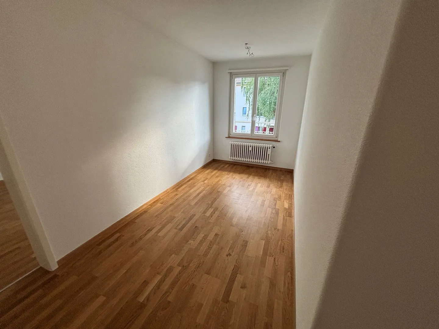 Appartamento affascinante di 3.5 stanze con balcone a Ostermundigen - Disponibile da settembre. - Foto 2 di 18